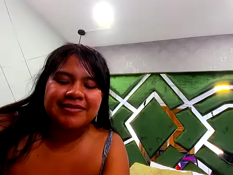 BellaAndNethan online show from February 2026 07:40:01 PM