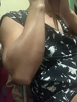 foxyladyTs online show from February 2026 02:22:02 PM