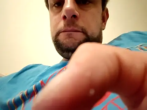 Snapshot of NiceToes43 chatting on March 2026 06:04:02 PM NiceToes43 online show from March 2026 06:04:02 PM