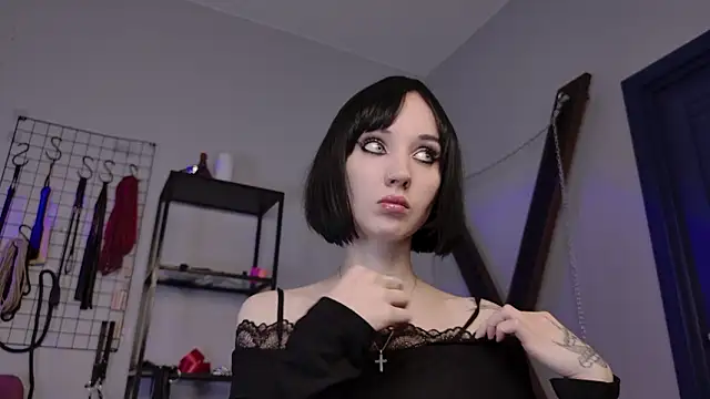 lady nomercy online show from February 2026 12:48:02 PM