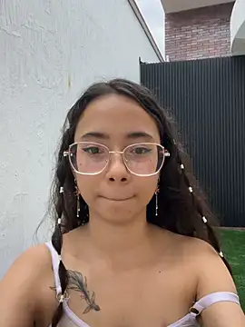 alicia-petite online show from February 2026 11:37:02 AM