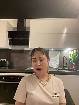 Just-Lilly online show from June 2026 02:35:01 AM