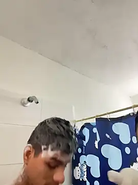 foxxy and lion online show from February 2026 10:04:02 PM