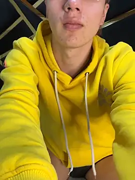 Snapshot of AlexanderCollman2 chatting on February 2026 07:29:01 AM AlexanderCollman2 online show from February 2026 07:29:01 AM