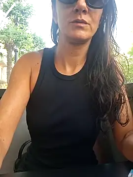 IRISKOSU online show from July 2026 03:59:01 PM