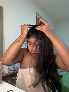 moonhelen online show from February 2026 09:55:02 PM