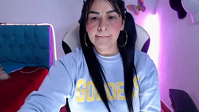 Snapshot of hotsweet-69 chatting on March 2026 05:01:02 AM hotsweet-69 online show from March 2026 05:01:02 AM