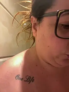 JasmineGlow7 online show from February 2026 04:03:02 PM