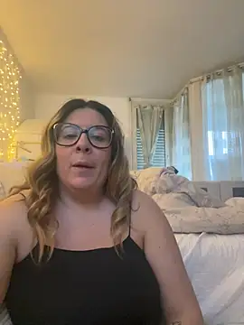 Snapshot of JasmineGlow7 chatting on March 2026 04:25:02 PM JasmineGlow7 online show from March 2026 04:25:02 PM