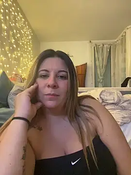Snapshot of JasmineGlow7 chatting on March 2026 02:06:01 AM JasmineGlow7 online show from March 2026 02:06:01 AM