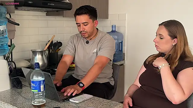 Snapshot of Sofii_n_Diego chatting on March 2026 10:27:02 PM Sofii n Diego online show from March 2026 10:27:02 PM