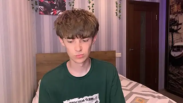 Sweet Dude online show from May 2026 06:38:02 PM