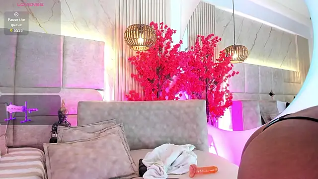 EmmaLovve online show from March 2026 03:21:01 AM