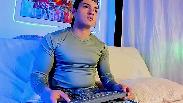 jhon nicolas online show from February 2026 11:08:02 PM