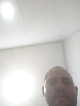Snapshot of pau-de-ourod chatting on April 2026 09:17:02 PM pau-de-ourod online show from April 2026 09:17:02 PM