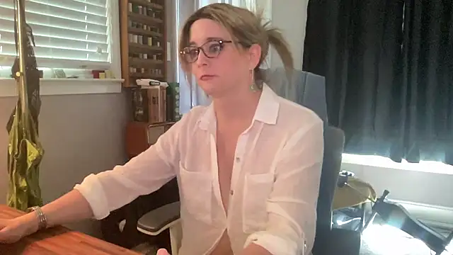 wetrainbows online show from March 2026 04:45:02 PM