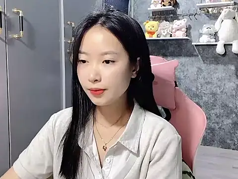 Linne6789 online show from April 2026 05:00:02 AM