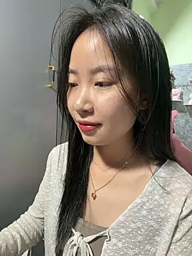 Linne6789 online show from May 2026 03:17:01 PM