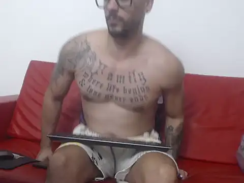RyanxCole online show from April 2026 01:57:02 PM