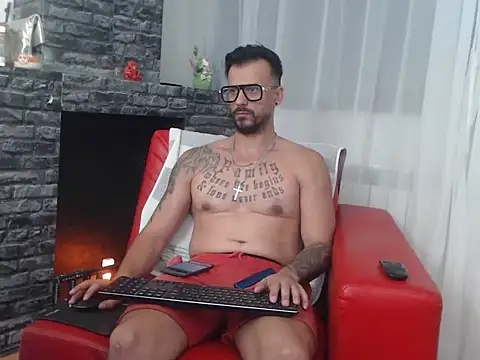 RyanxCole online show from June 2026 01:36:01 PM