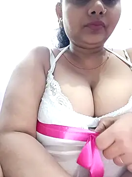 Hotty-Girl22 online show from February 2026 07:58:01 AM