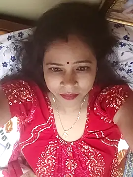 Snapshot of Diya_221342 chatting on February 2026 03:59:01 PM Diya 221342 online show from February 2026 03:59:01 PM