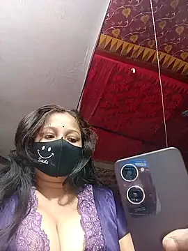 Snapshot of Diya_221342 chatting on February 2026 02:12:02 PM Diya 221342 online show from February 2026 02:12:02 PM