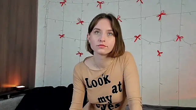 VelvetCaress online show from June 2026 07:51:01 AM