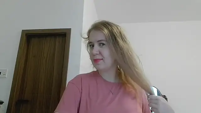 EllaJourney online show from February 2026 09:56:02 AM