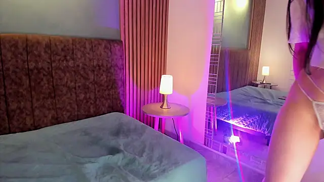 HannaWen  online show from February 2026 12:45:01 PM