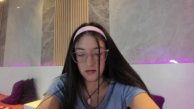 HannaWen  online show from March 2026 12:55:01 PM