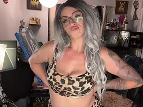 Alicethickpeach online show from July 2026 12:22:02 PM