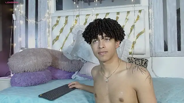 Snapshot of ian_smith_ chatting on March 2026 11:59:02 AM ian smith online show from March 2026 11:59:02 AM