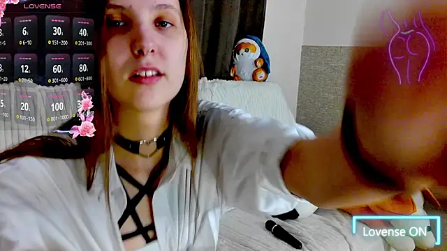 Snapshot of Lalyadiar chatting on March 2026 02:39:02 PM Lalyadiar online show from March 2026 02:39:02 PM