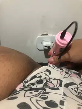 umaputade25 online show from February 2026 10:25:02 AM