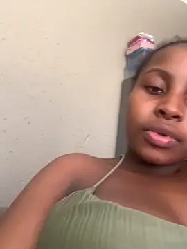 Snapshot of SexyLaylahx chatting on March 2026 10:38:01 AM SexyLaylahx online show from March 2026 10:38:01 AM