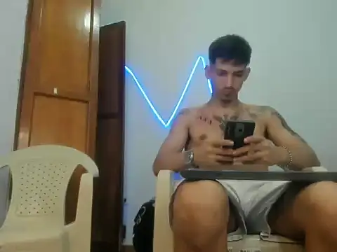 badboy420  online show from February 2026 04:54:01 PM