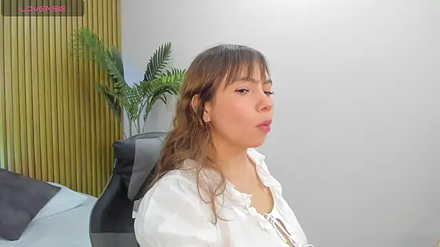 Snapshot of milaack_ chatting on February 2026 07:32:02 PM milaack online show from February 2026 07:32:02 PM