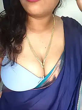 Chinnima143 online show from February 2026 03:49:02 AM