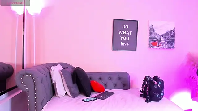 victoriazans online show from April 2026 10:32:02 AM