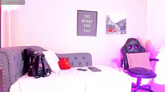 victoriazans online show from May 2026 11:04:02 AM