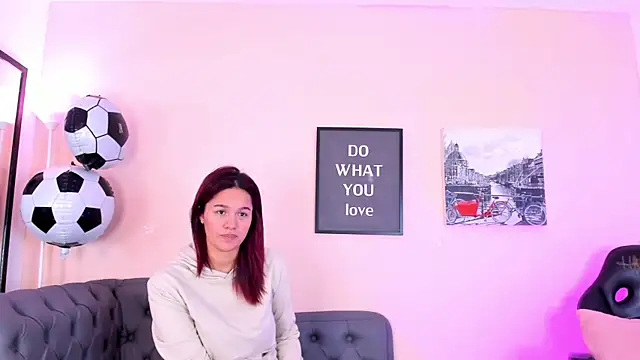 victoriazans online show from June 2026 12:29:02 PM