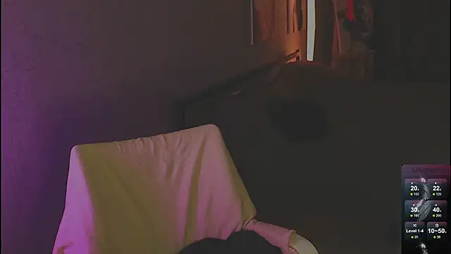 Alisia here online show from February 2026 03:29:02 PM