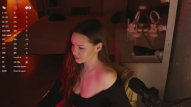 Alisia here online show from June 2026 09:15:02 PM