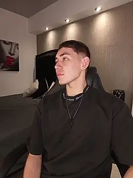 VictorMagnus online show from February 2026 08:25:02 PM