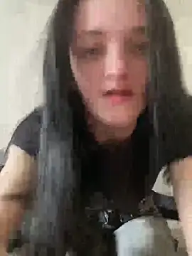 LeonieClaire online show from March 2026 03:05:02 PM