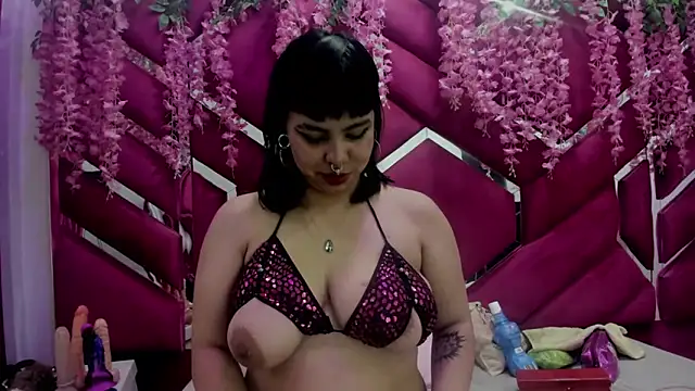vanesa bobs online show from May 2026 03:44:02 AM