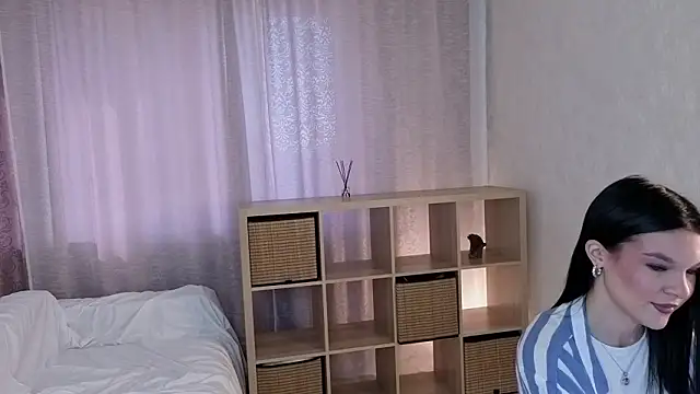 Angela Thompsonnn online show from February 2026 11:14:02 AM