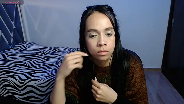 paula lopez   online show from June 2026 06:12:01 PM