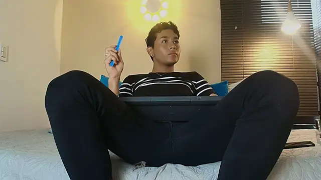 Damon Salvarote S online show from February 2026 08:01:01 PM